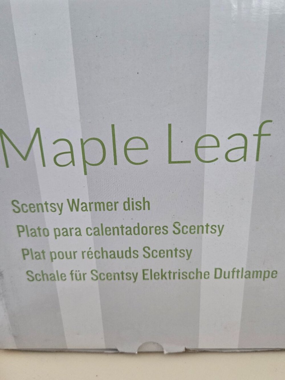 Scentsy Maple Leaf  Wax Warmer Top Dish ONLY Retired Replacement Piece